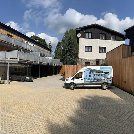 Luxusní Grand V Centru Harrachova Se Saunou, Wallboxem Ev,velkým Balkonem A Výhledem Na Můstky Apartmán *