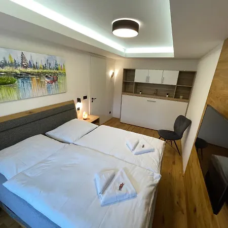 Luxusni Grand V Centru Harrachova Se Saunou, Wallboxem Ev, Parkovanim Zdarma, S Velkym Balkonem A Vyhledem Na Certovu Horu, Sjezdovku A Skokanske Mustky Apartment *
