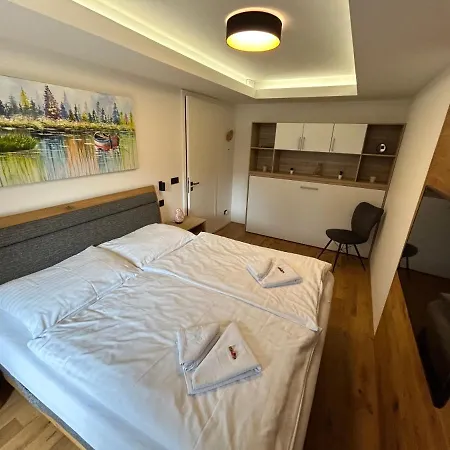 Luxusní Grand V Centru Harrachova Se Saunou, Wallboxem Ev,velkým Balkonem A Výhledem Na Můstky Apartmán *