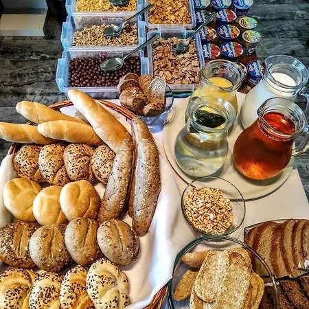 Apartament Luxusni Grand V Centru Harrachova Se Saunou, Wallboxem Ev, Parkovanim Zdarma, Netflix A Hbo, Velkym Balkonem A Vyhledem Na Certovu Horu ,sjezdovku A Skokanske Mustky